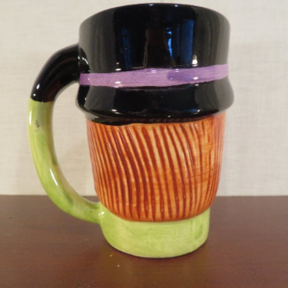 WITCH Decorative MUG 5" Tall Ceramic (124A) - Picture 2 of 4